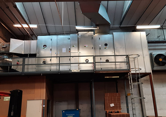 Innvendig industriaggregat.